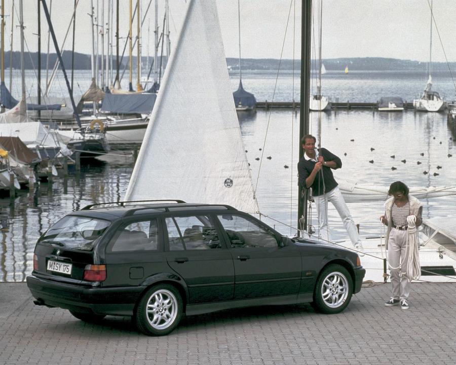  BMW 3-Series Touring 1995 года  (фото 3 из 4)